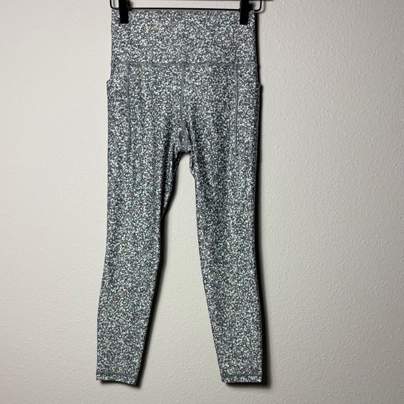 Athleta Pants - Athleta Salutation Stash 7/8 Tight Speckled